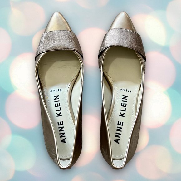Anne Klein iflex Women’s Pointed Toe Kitten Heels Size 7 - Picture 4 of 7